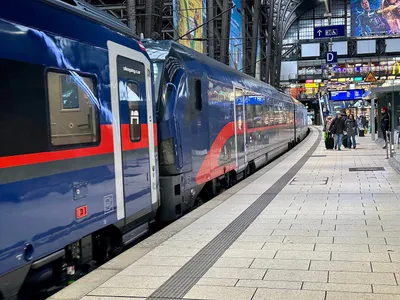 ÖBB Nightjet (new generation) (train exterior)